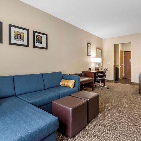 Comfort Suites Auburn Near I-69 Exterior foto