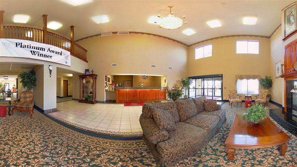 Comfort Suites Auburn Near I-69 Exterior foto